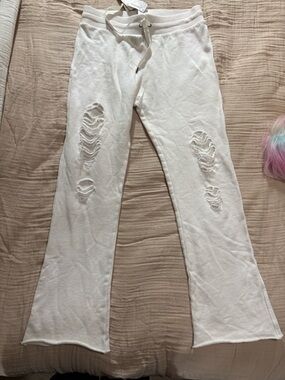 White Distressed Knit Flare Sweatpants M